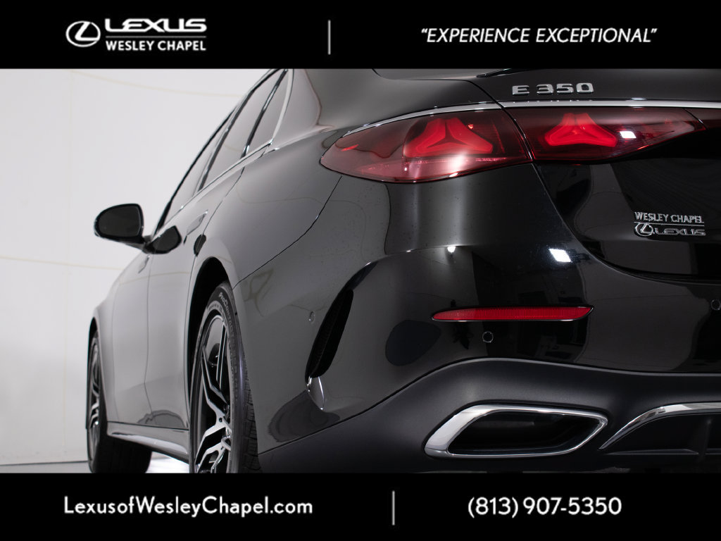 Used 2025 Mercedes-Benz E 350 4MATIC Sedan image 6