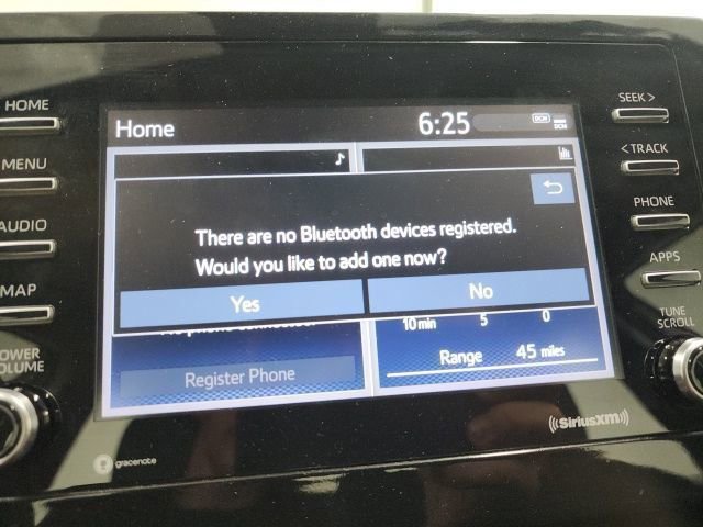 Used 2023 Toyota Camry SE FWD image 5
