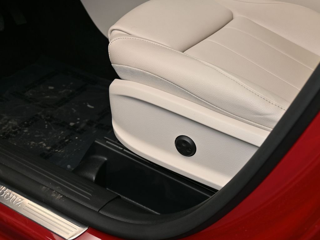 Used 2022 Mercedes-Benz GLA 250 image 12