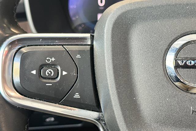 Certified 2024 Volvo XC40 Recharge Ultimate w/ Protection Package Premier image 27