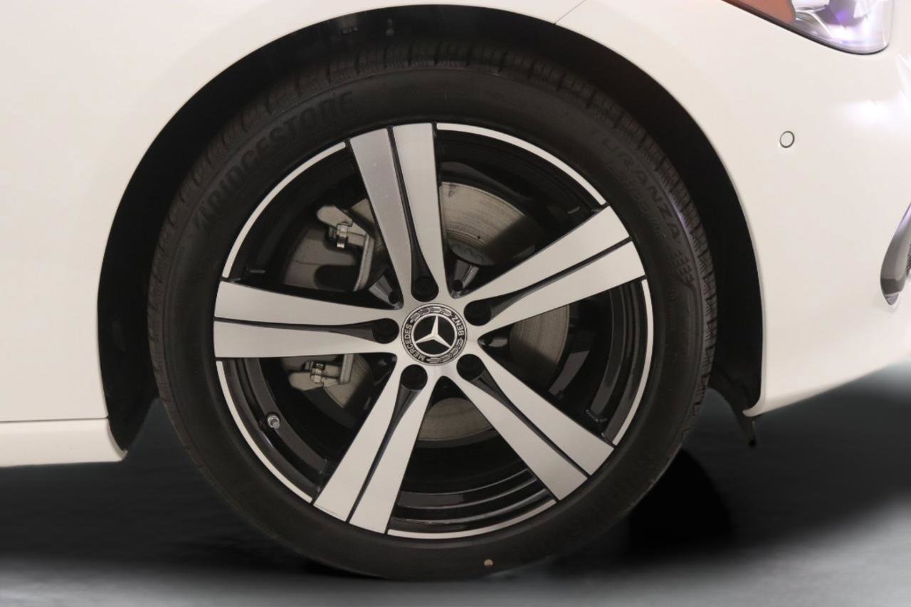 New 2026 Mercedes-Benz C 300 4MATIC Sedan image 10