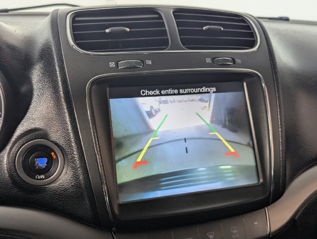 Used 2020 Dodge Journey Crossroad FWD image 19