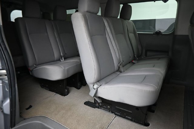 Used 2017 Nissan NV 3500 SV w/ SV Technology Package RWD image 23