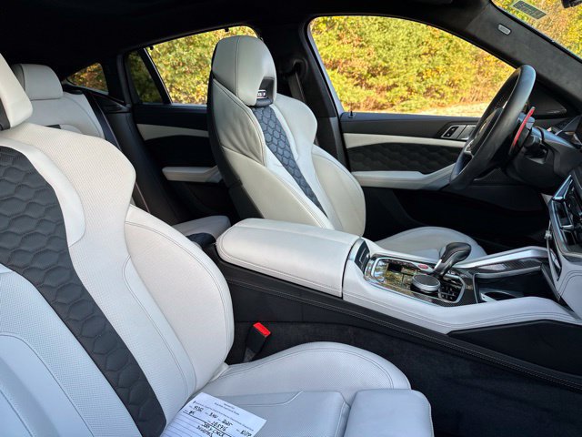 Used 2025 BMW X6 M Competition w/ Executive Package AWD/4WD image 17