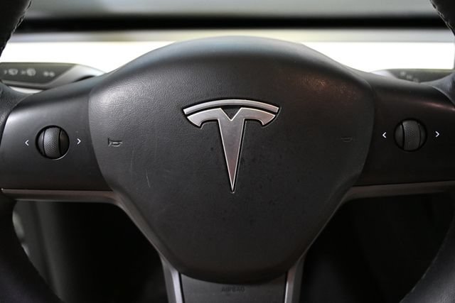 Used 2023 Tesla Model Y Long Range AWD/4WD image 36