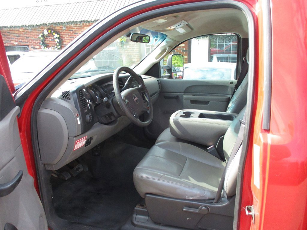 Used 2012 GMC Sierra 3500 W/T image 9