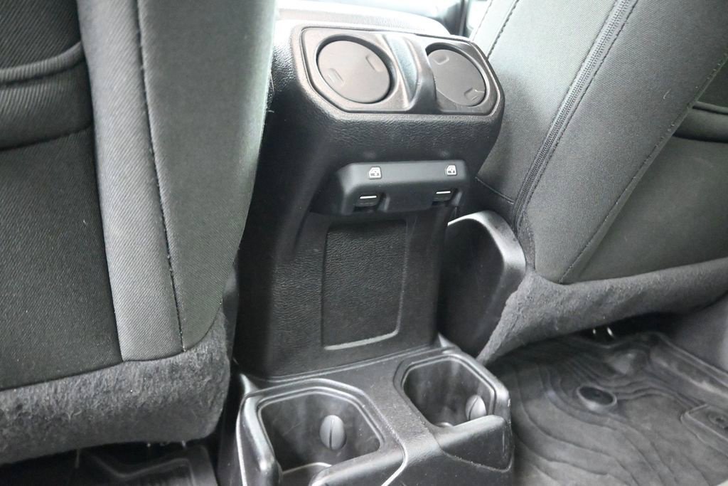 Used 2021 Jeep Gladiator Sport AWD/4WD image 23
