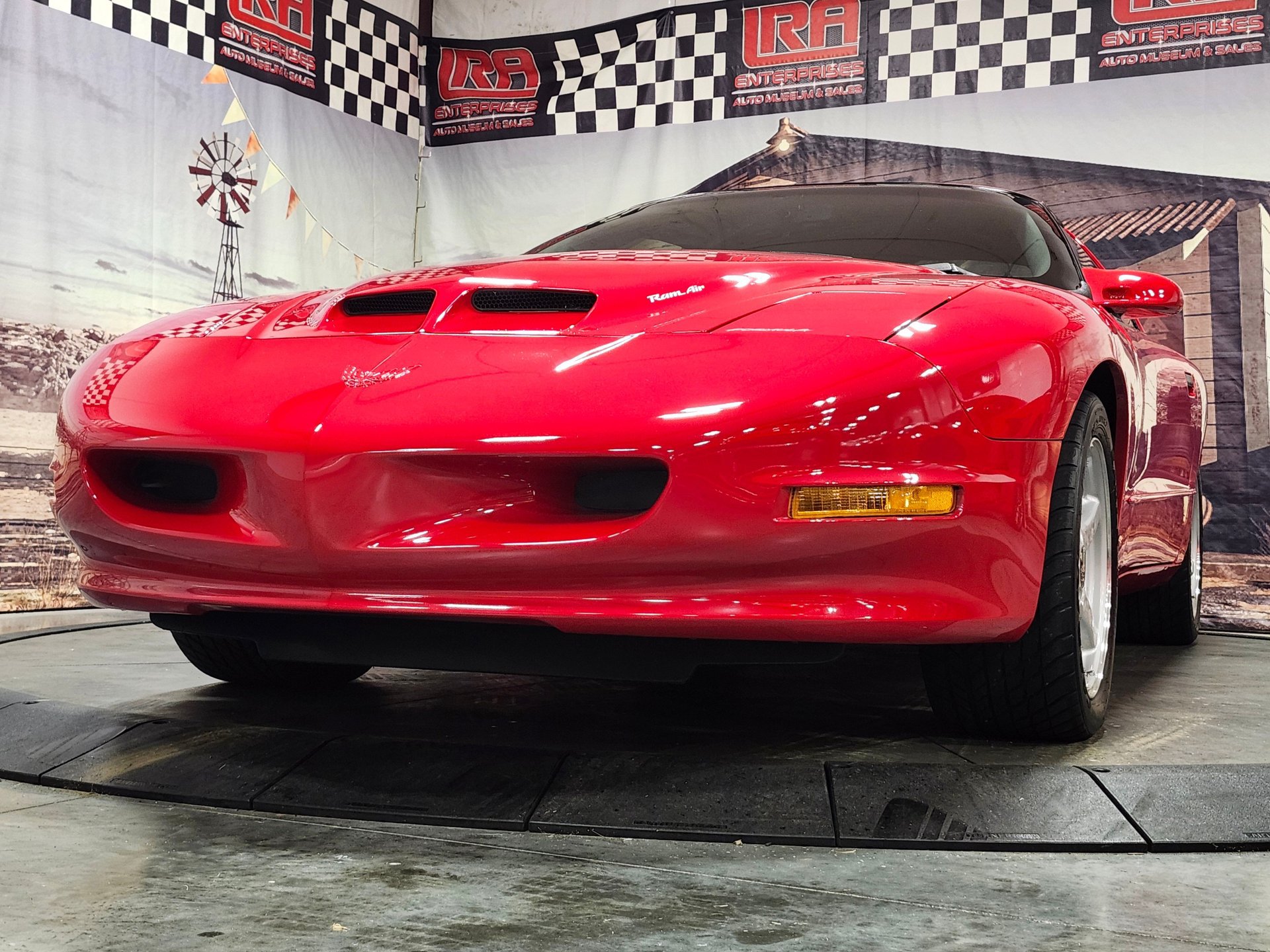 Used 1996 Pontiac Firebird Trans Am RWD image 28
