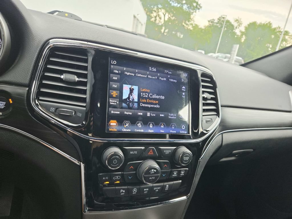 Certified 2020 Jeep Grand Cherokee Limited w/ Premium Lighting Group AWD/4WD image 24