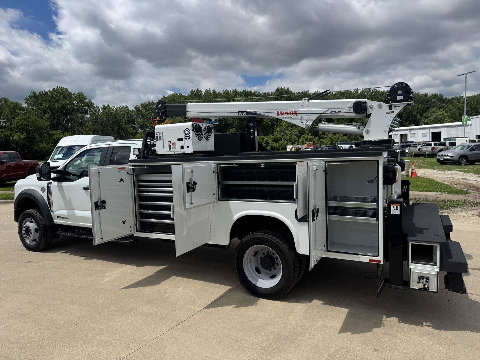 Used 2025 Ford F550 4x4 SuperCab Super Duty image 11