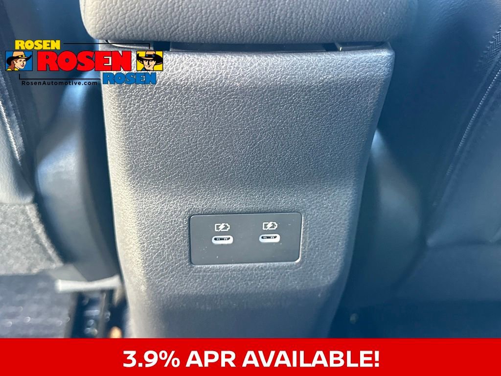 New 2025 Nissan Kicks SR image 13