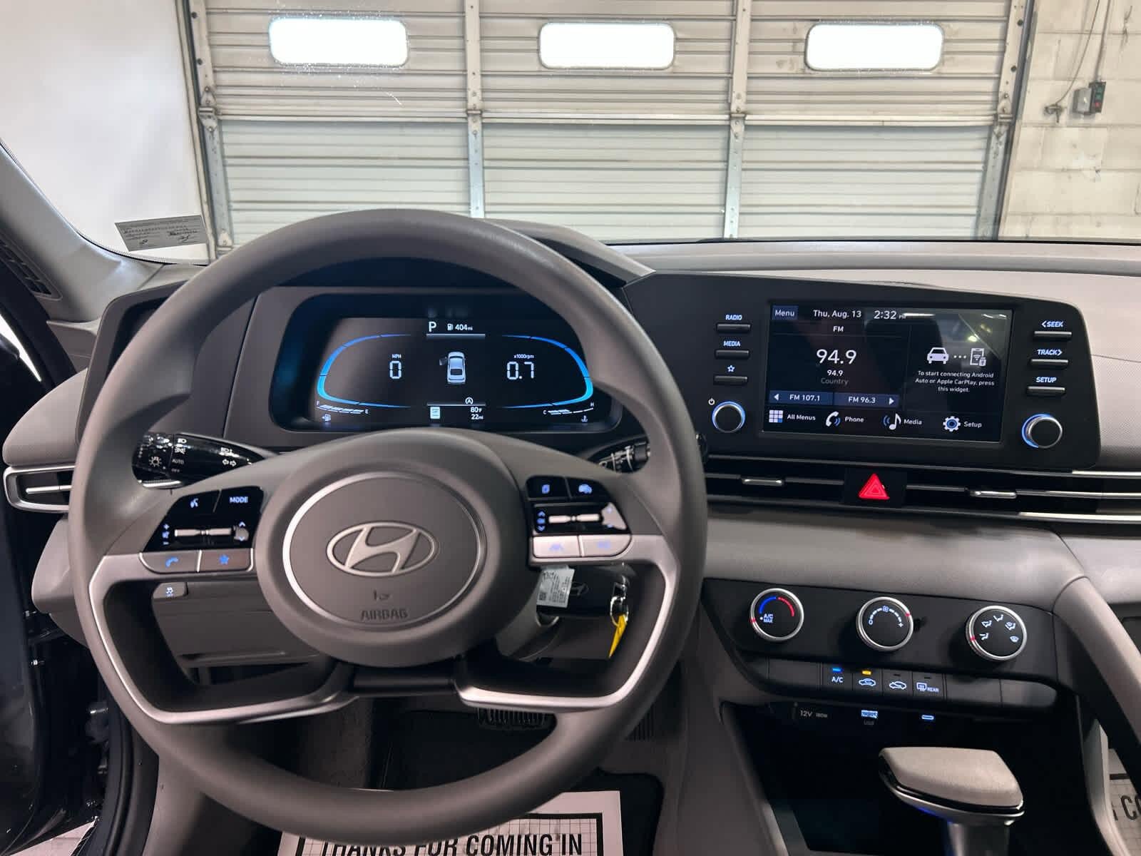 New 2026 Hyundai Elantra SE FWD image 8