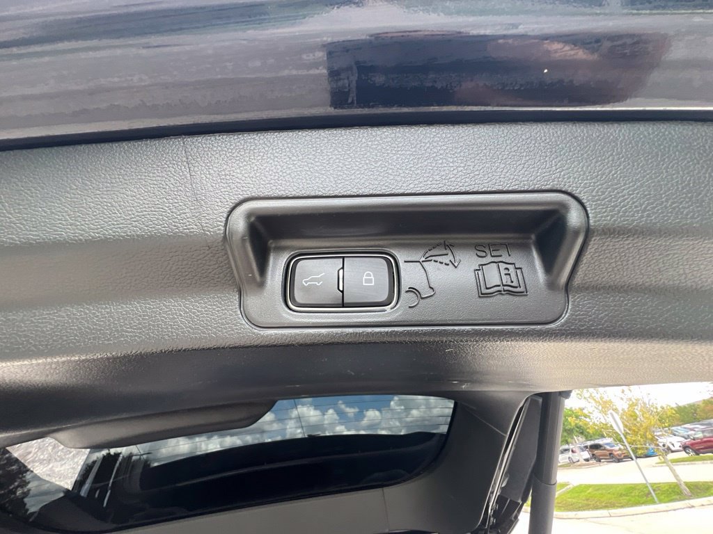 Used 2022 Ford Explorer ST w/ Equipment Group 401A AWD/4WD image 26