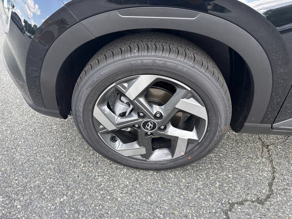 New 2026 Hyundai Venue SEL FWD image 10