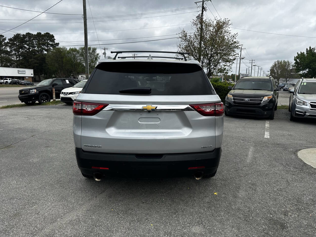 Used 2018 Chevrolet Traverse LT image 5