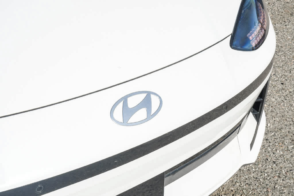 Used 2024 Hyundai Ioniq 6 SEL RWD image 5