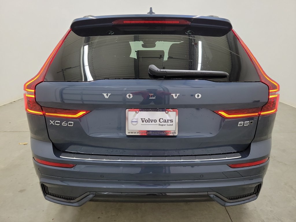New 2026 Volvo XC60 B5 Plus w/ Protection Package Premier AWD/4WD image 6