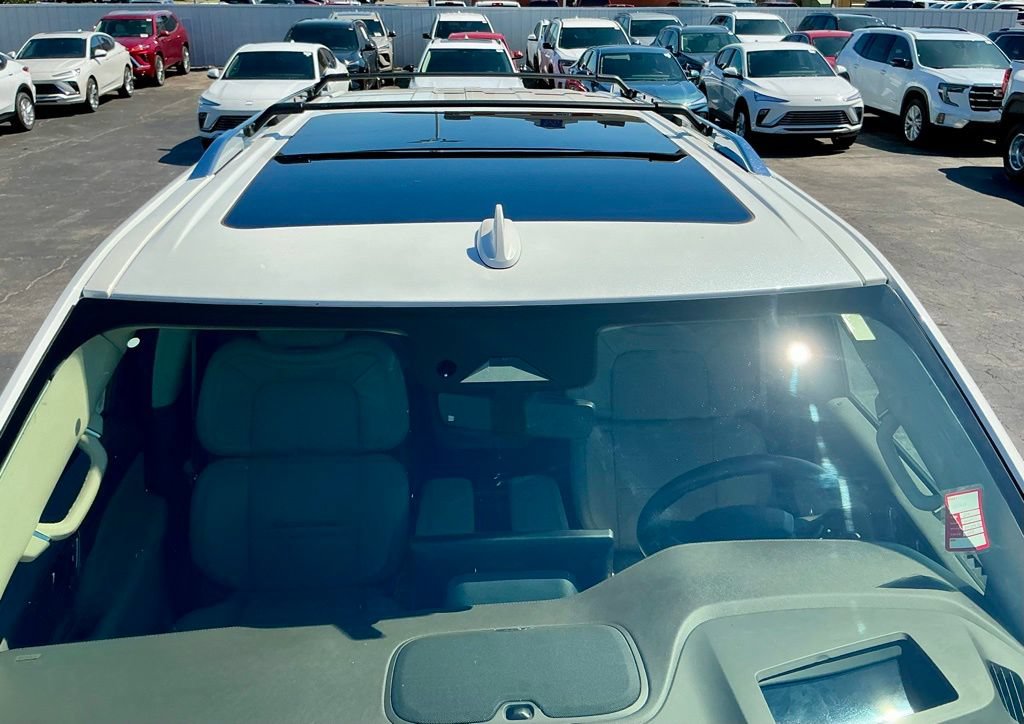 Used 2024 Lincoln Navigator Reserve w/ Monochromatic Package AWD/4WD image 12