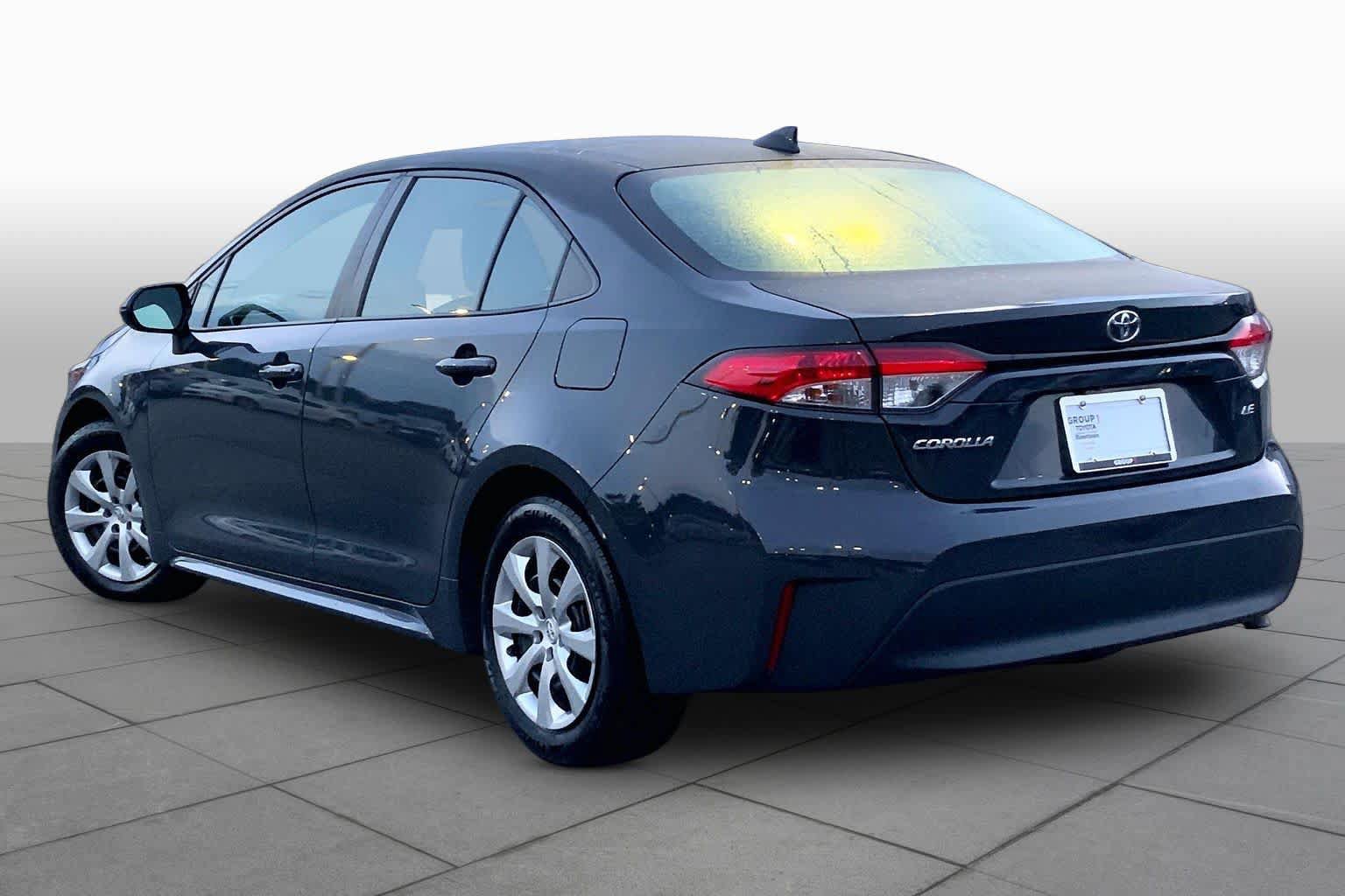 Used 2024 Toyota Corolla LE FWD image 11