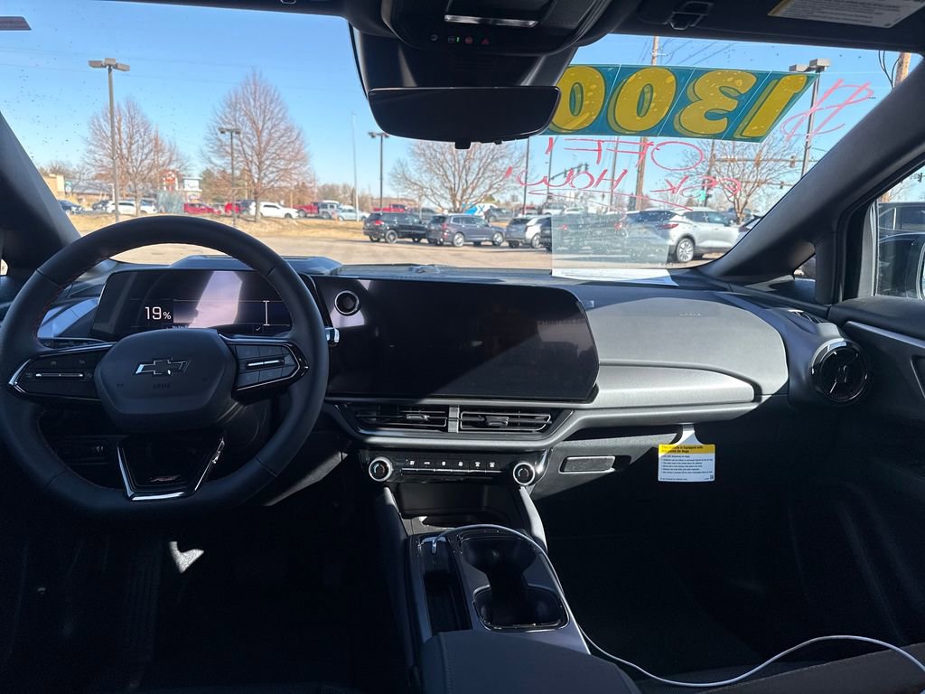 New 2026 Chevrolet Equinox EV RS image 12