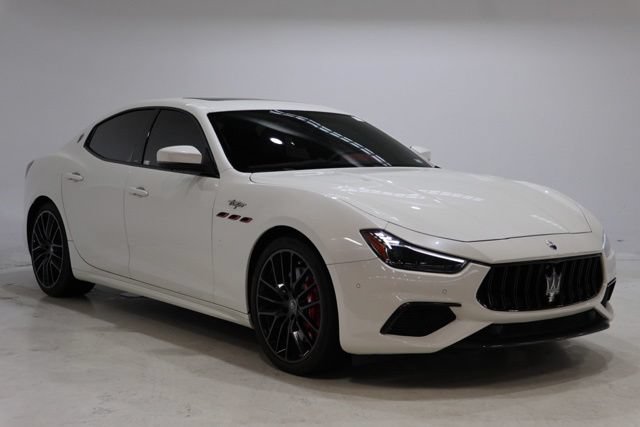 Certified 2022 Maserati Ghibli Trofeo RWD image 1