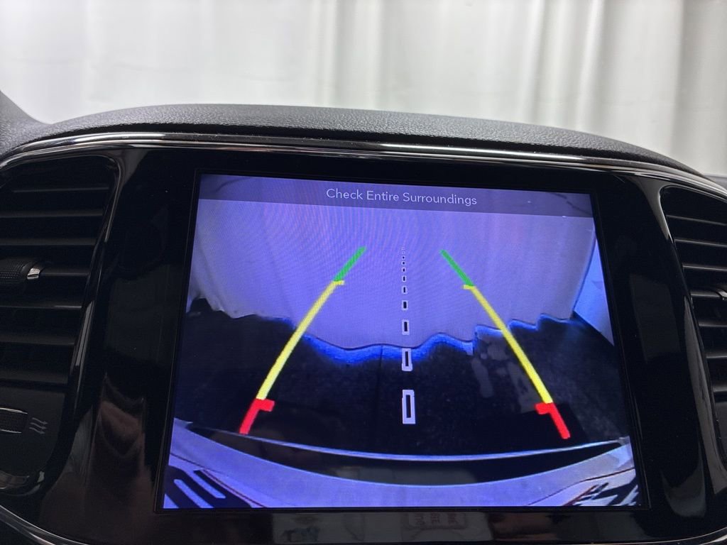 Used 2019 Jeep Grand Cherokee Limited image 19