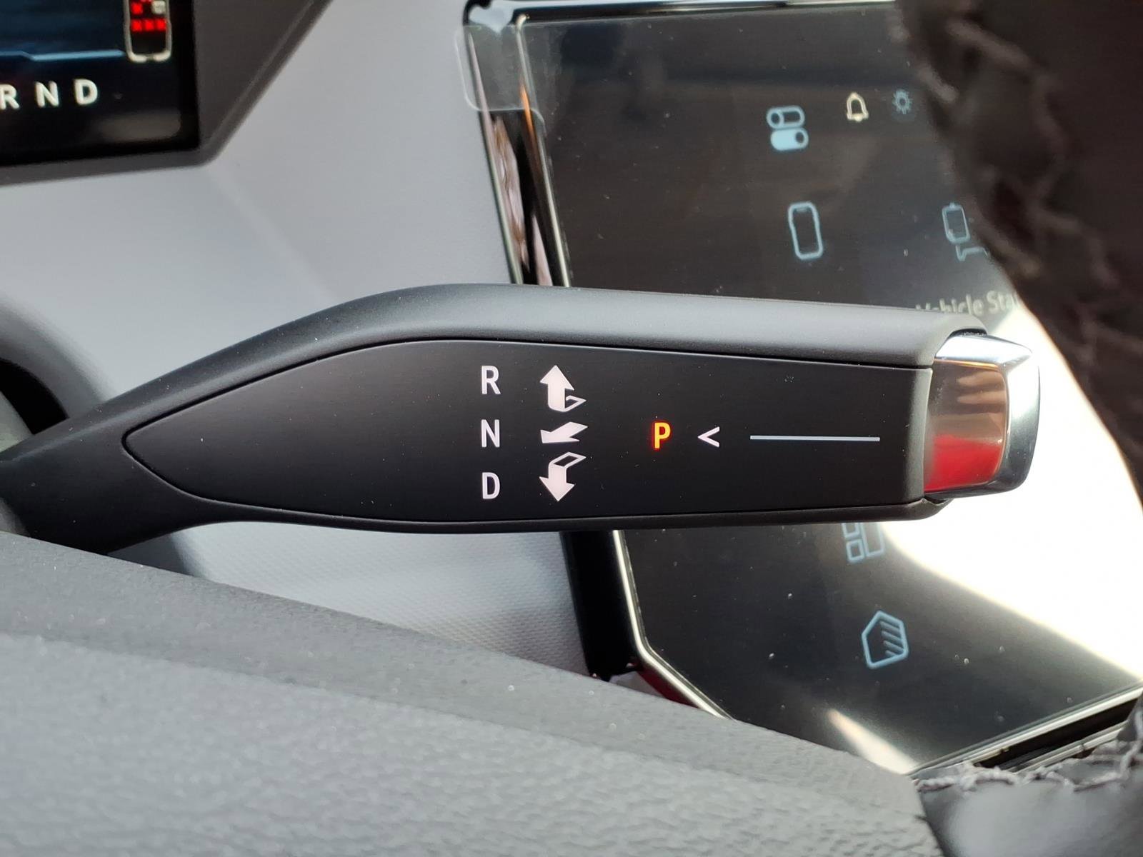 New 2027 Chevrolet Bolt RS w/ Technology Package FWD image 10