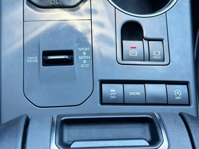Used 2021 Toyota Highlander XLE FWD image 31