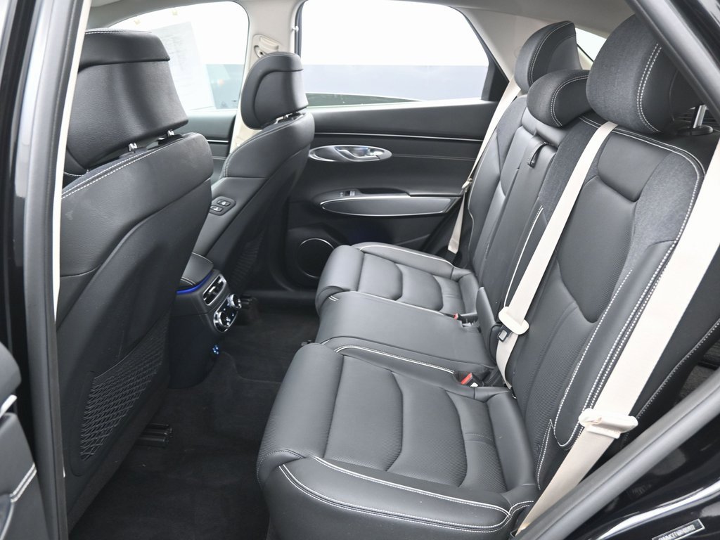 Used 2024 Genesis Electrified GV70 Advanced image 32