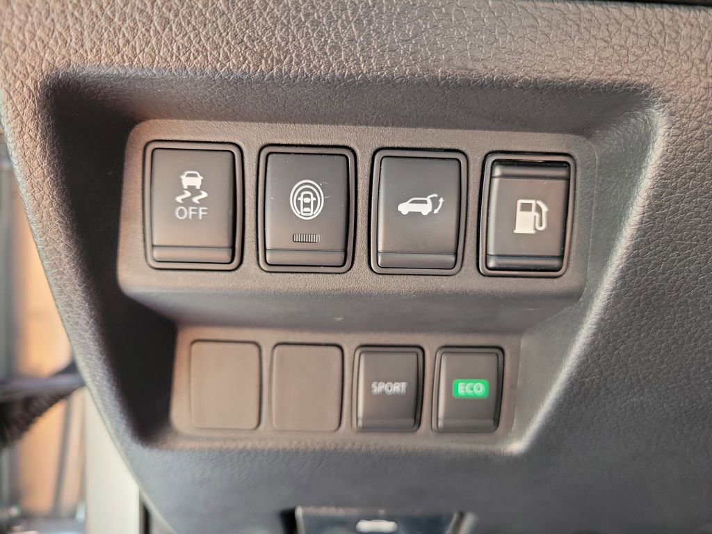 Used 2019 Nissan Rogue SV FWD image 21