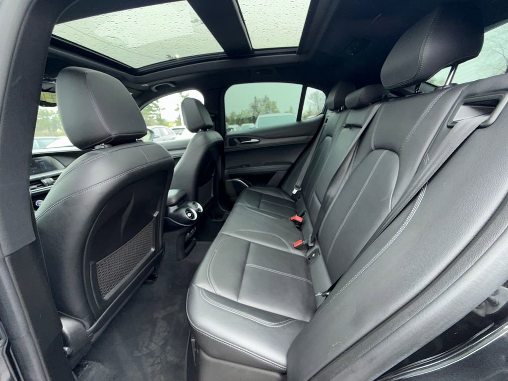 Used 2022 Alfa Romeo Stelvio Ti image 24