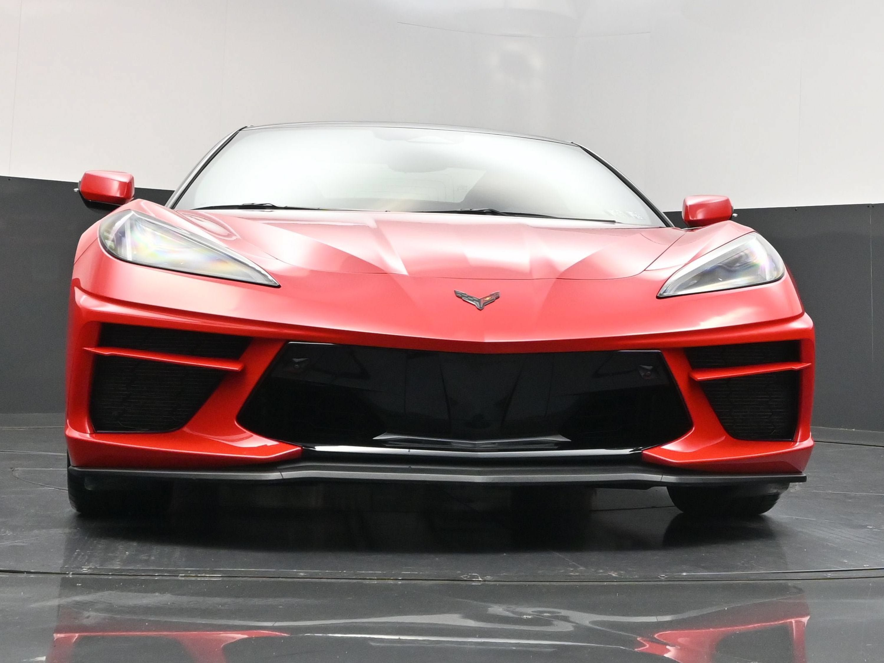 Used 2024 Chevrolet Corvette Stingray Premium Conv w/ Z51 Performance Package RWD image 40