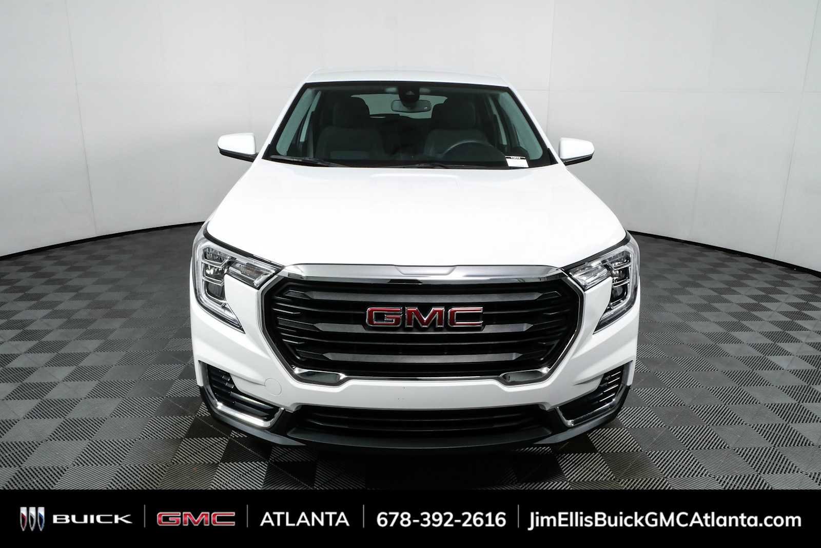 Used 2023 GMC Terrain SLE FWD image 25