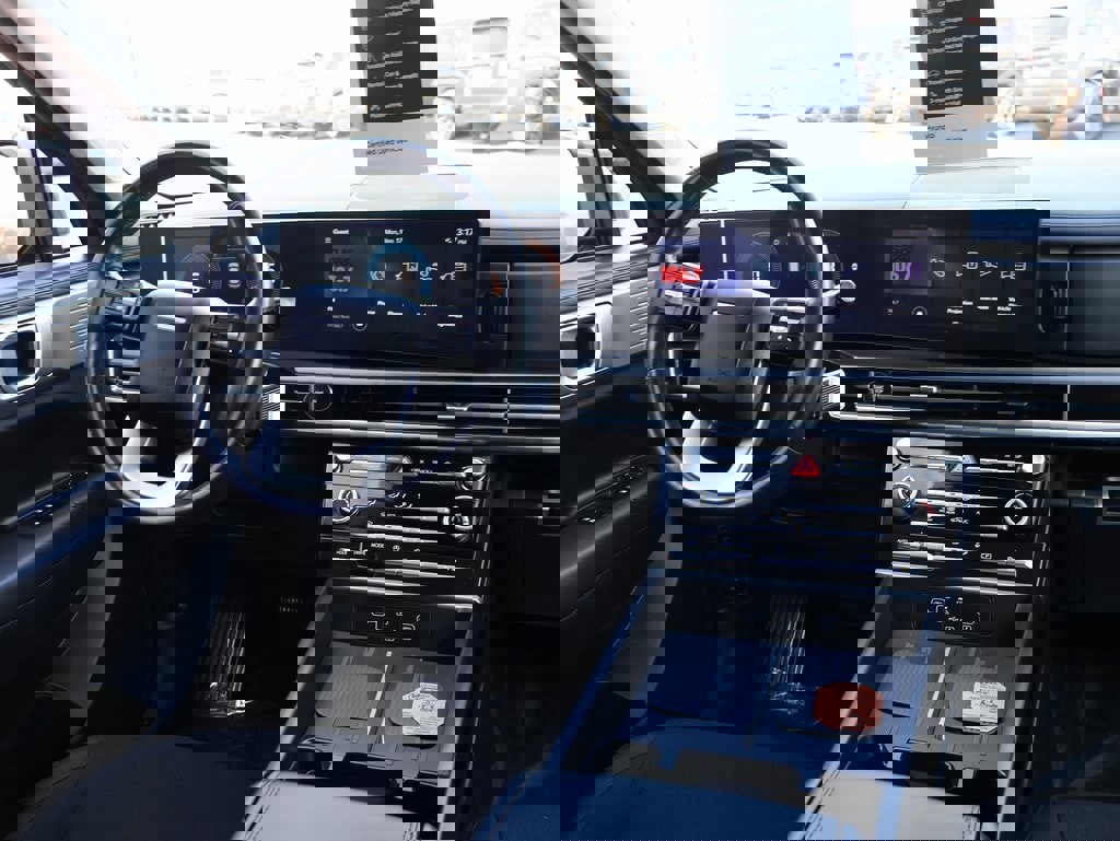 Used 2024 Hyundai Santa Fe SE image 15