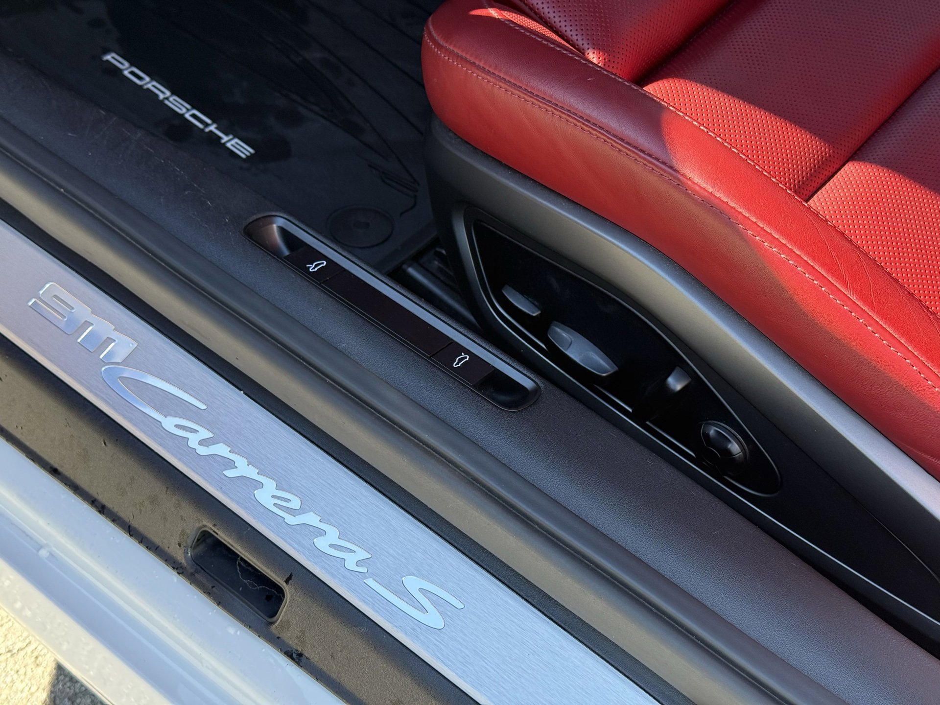 Certified 2020 Porsche 911 Carrera S image 30