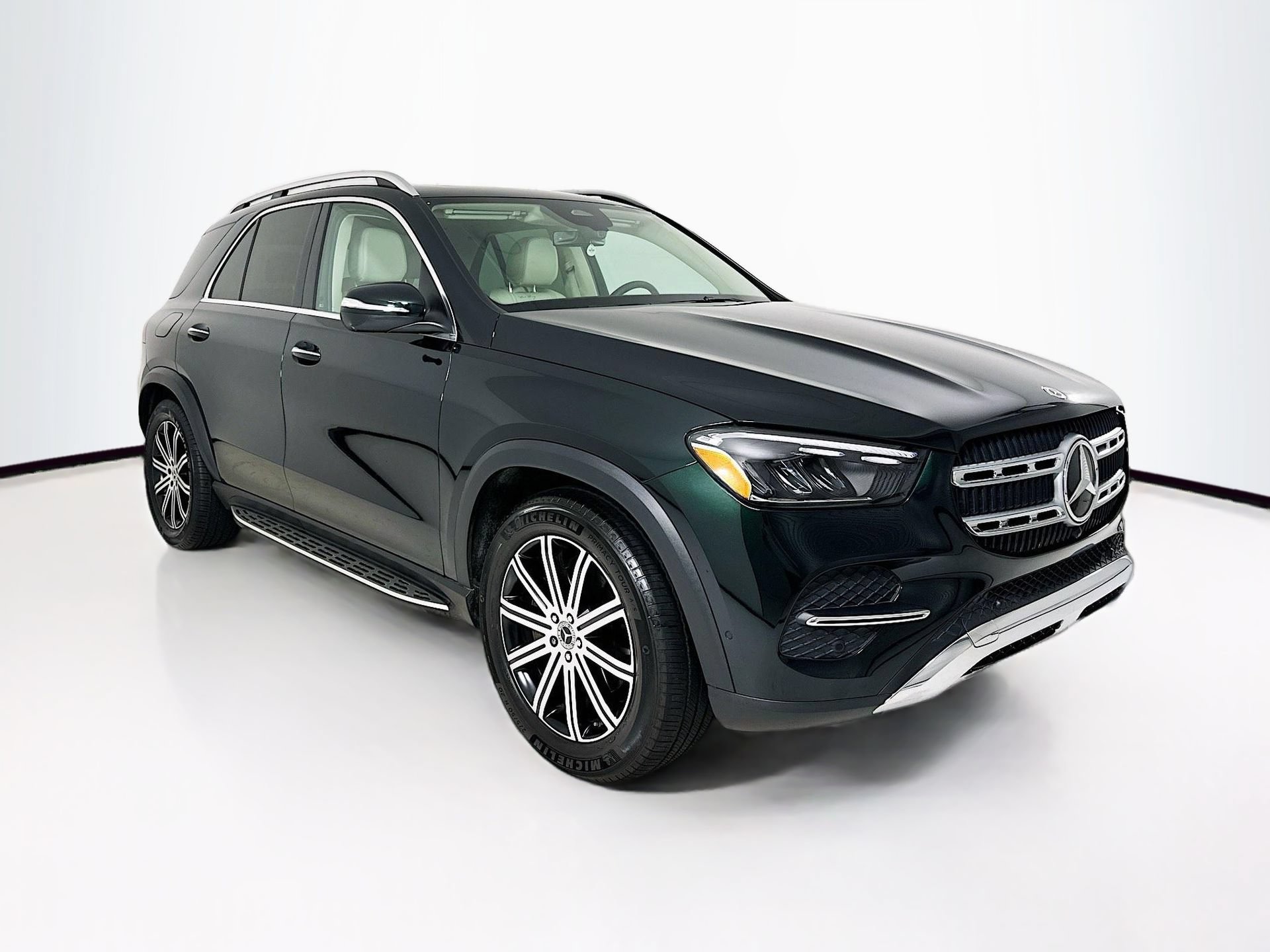 Certified 2025 Mercedes-Benz GLE 350 4MATIC image 1