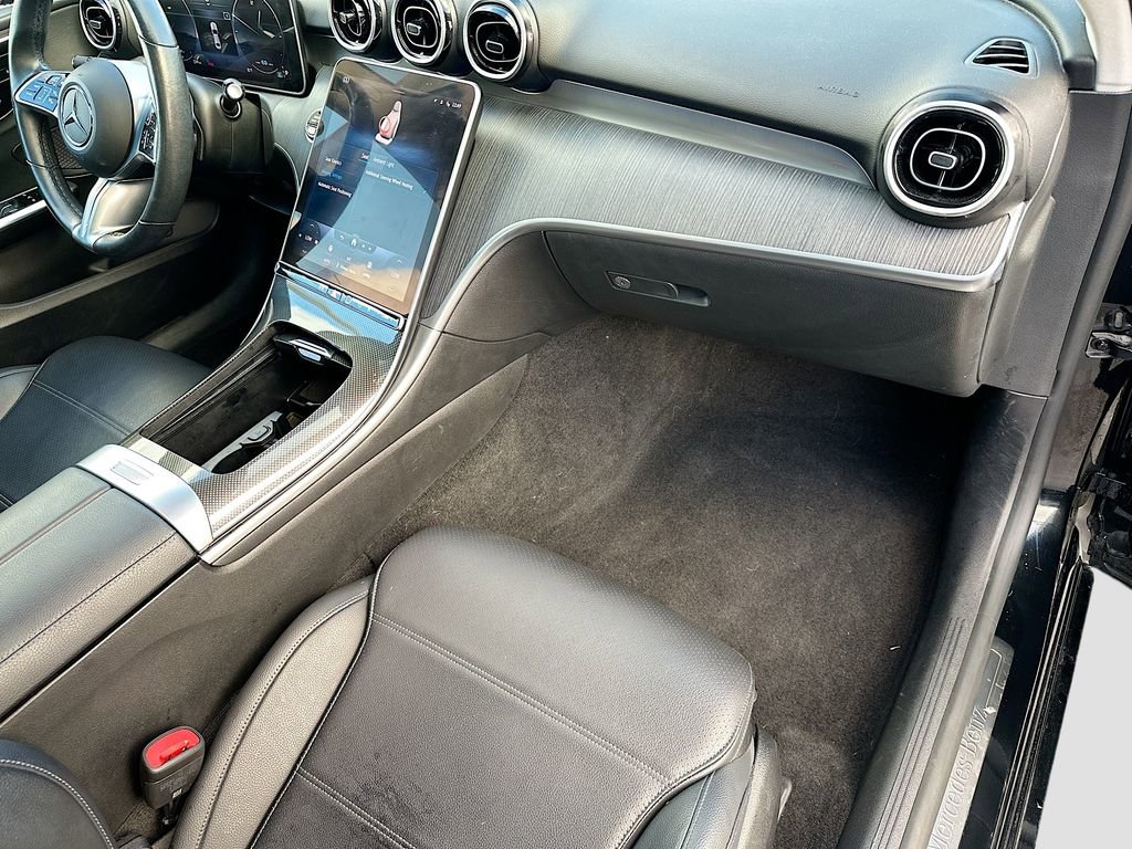 Used 2022 Mercedes-Benz C 300 4MATIC Sedan image 33