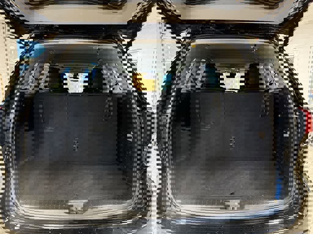 Used 2019 Toyota Highlander XLE image 37