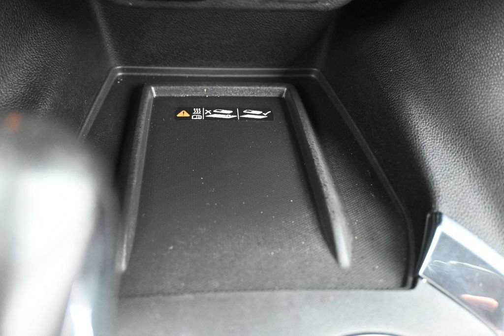 Used 2022 Chevrolet Traverse LT w/ LPO, Floor Liner Package FWD image 29