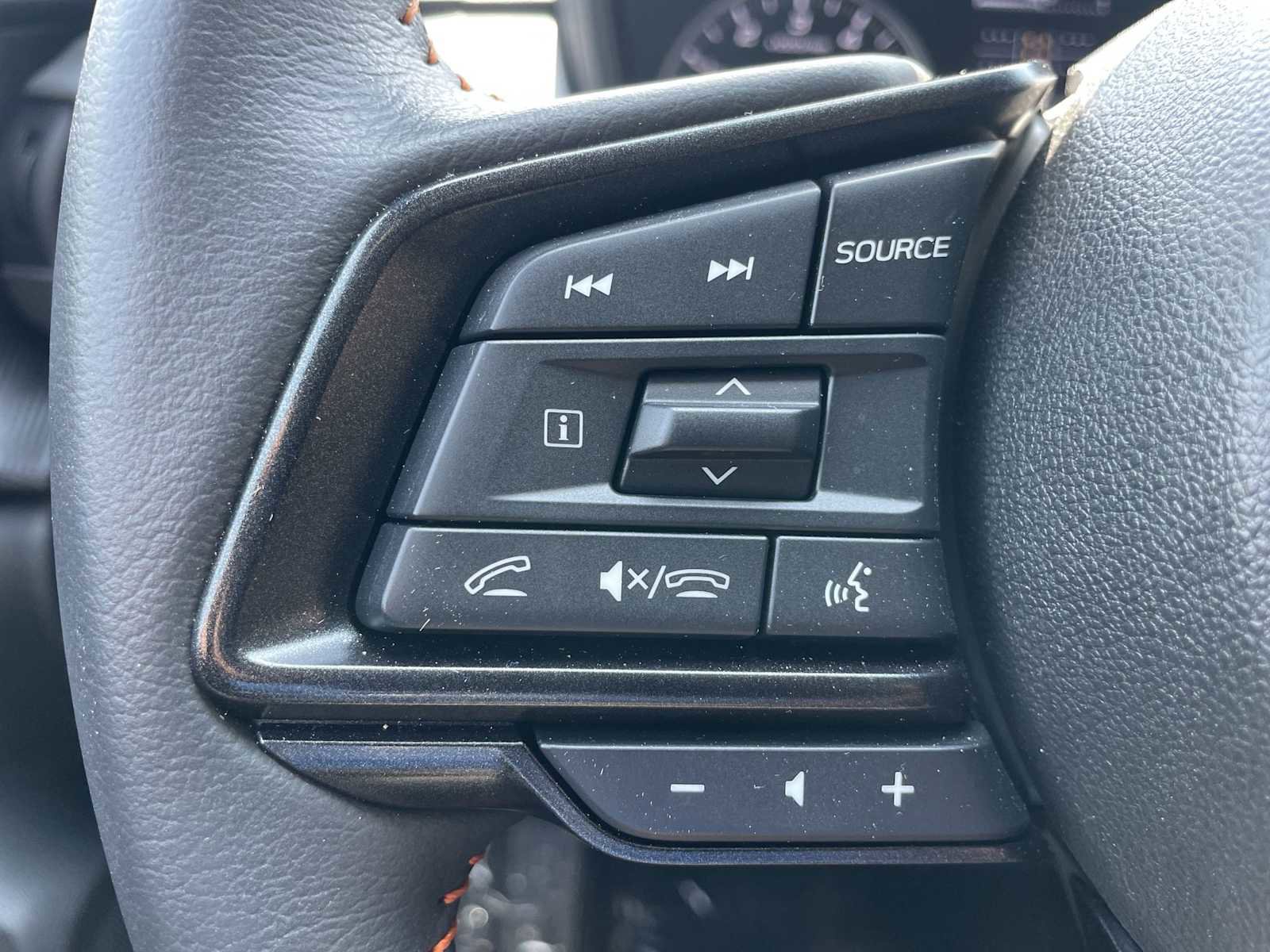 Certified 2025 Subaru Crosstrek 2.5i Limited w/ Popular Package #4A AWD/4WD image 14