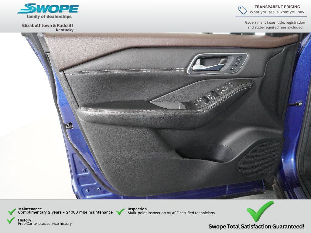 Used 2023 Nissan Rogue Platinum w/ Platinum Premium Package AWD/4WD image 13