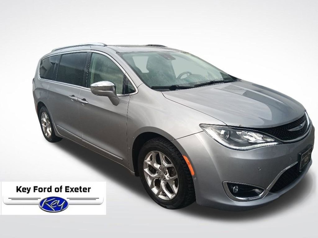 Used 2018 Chrysler Pacifica Limited w/ Advanced Safetytec Group FWD image 1