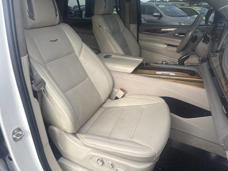 Used 2021 Cadillac Escalade Sport Platinum image 26