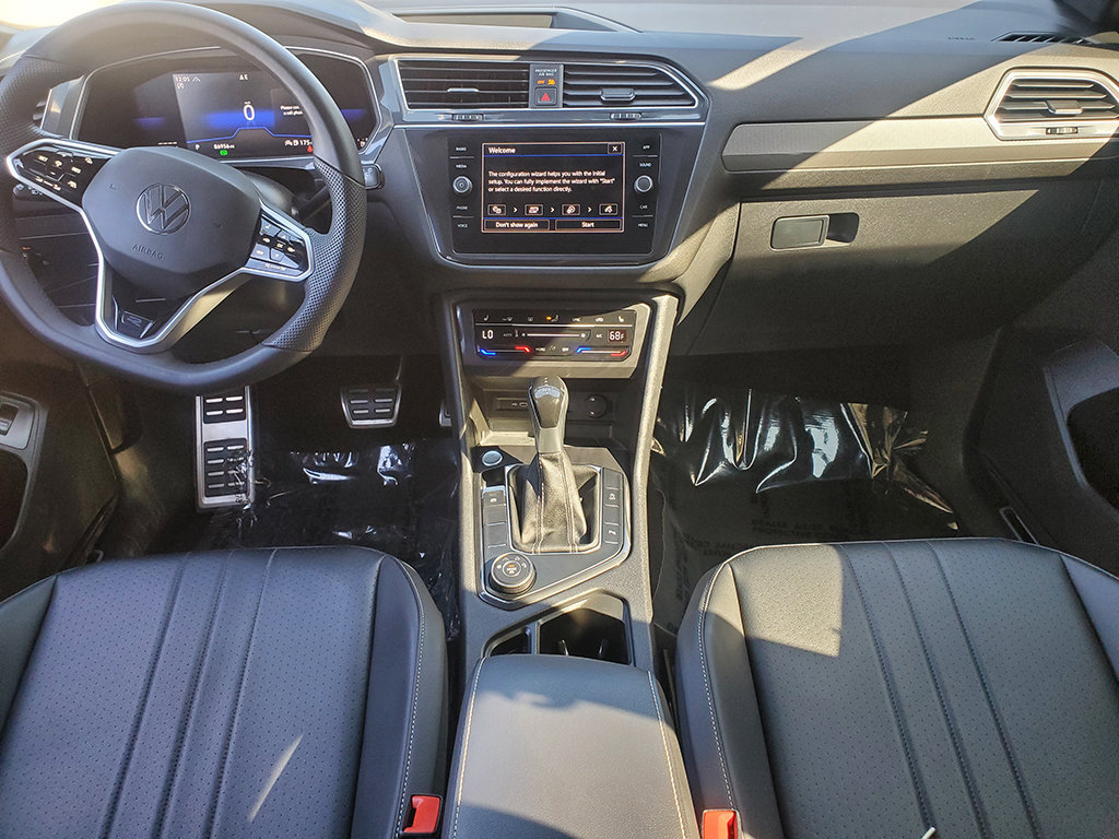 Used 2022 Volkswagen Tiguan SE R-Line AWD/4WD image 15