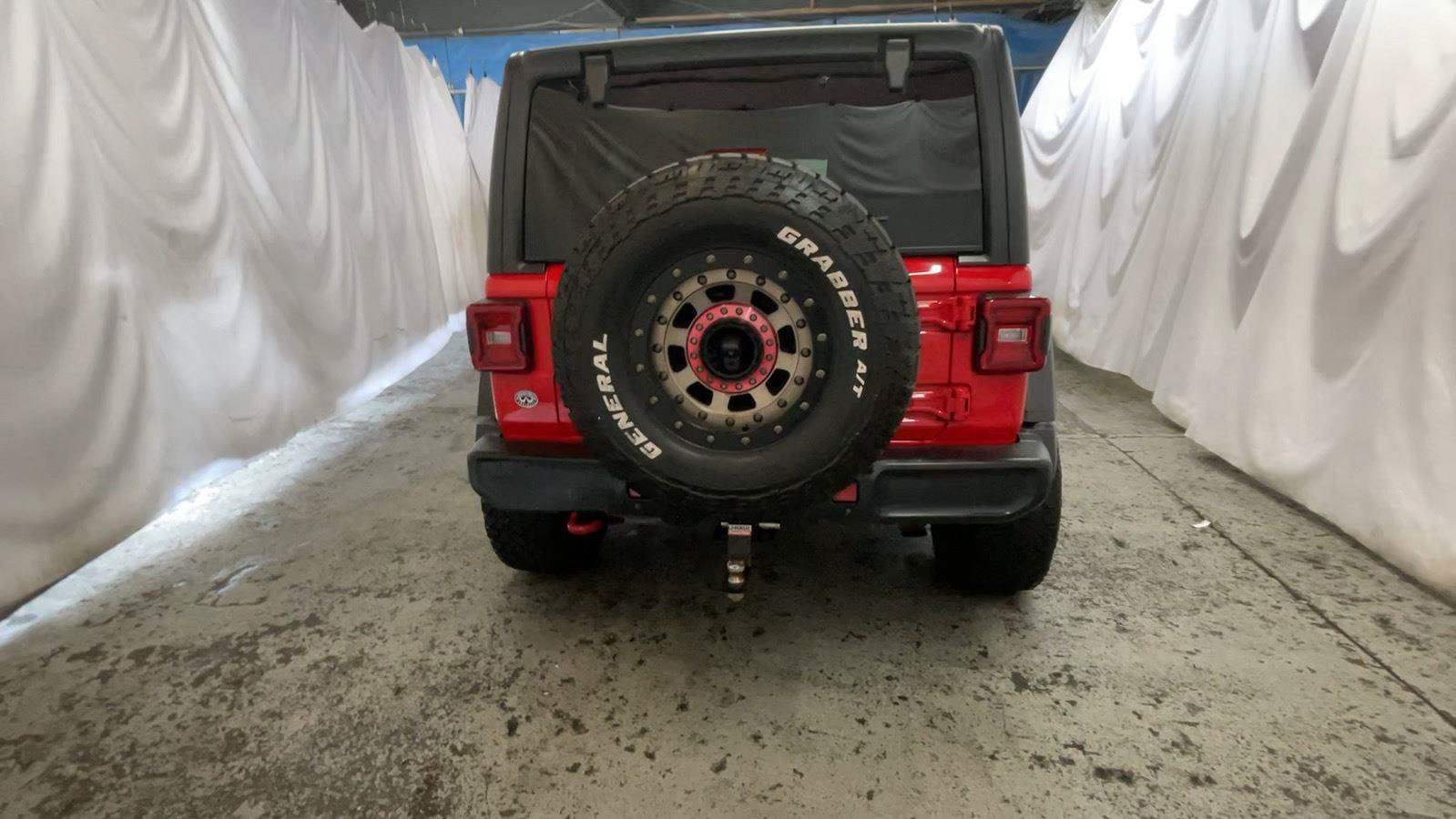 Used 2019 Jeep Wrangler Unlimited Rubicon w/ Dual Top Group AWD/4WD image 8