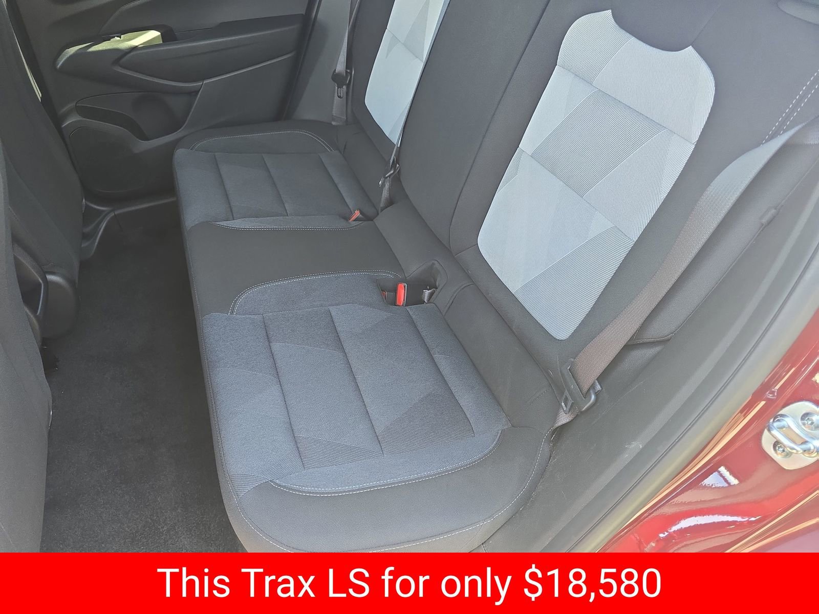 Used 2024 Chevrolet Trax LS image 19