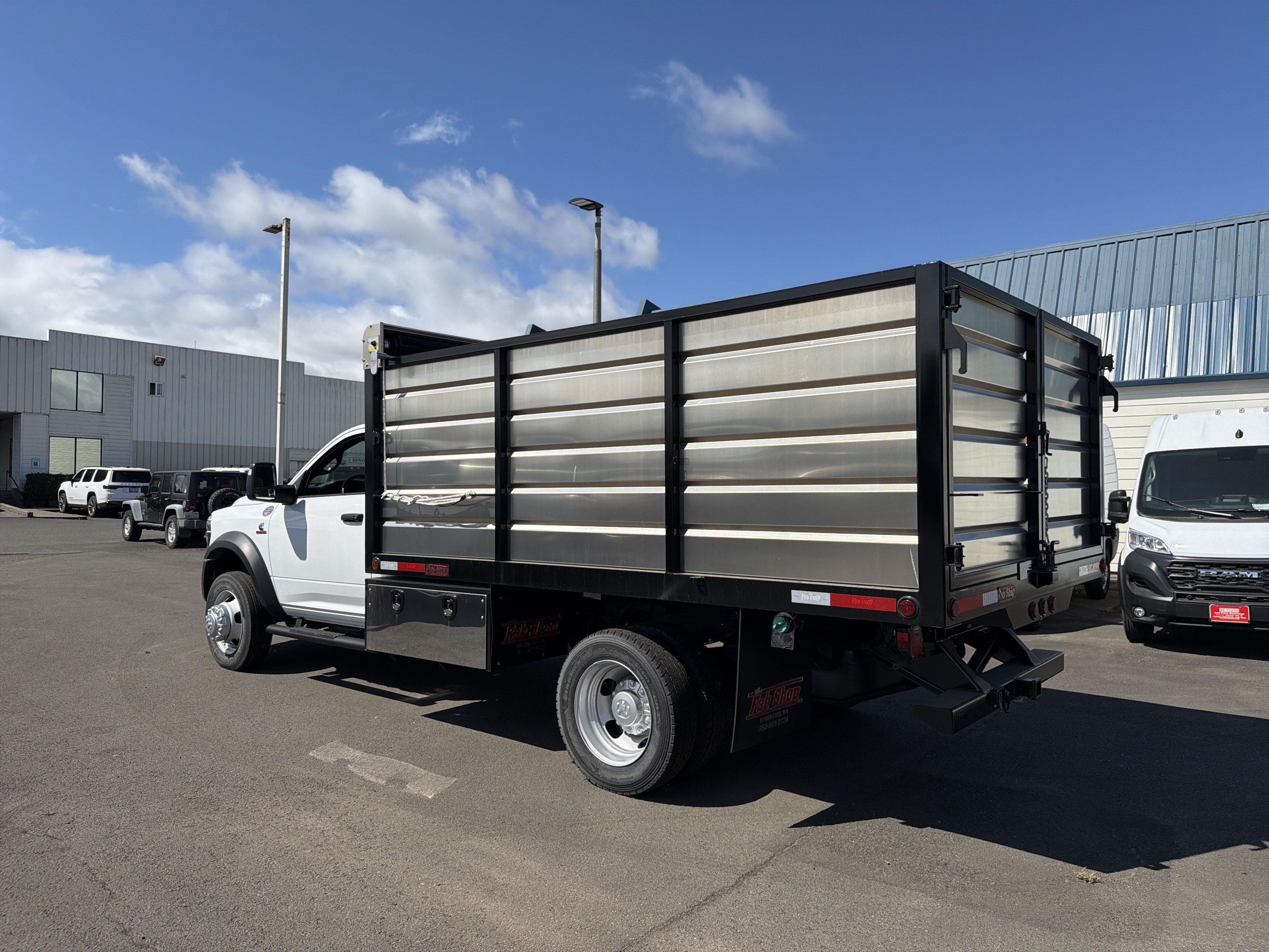 New 2026 RAM 5500 Tradesman w/ Chrome Appearance Group AWD/4WD image 3