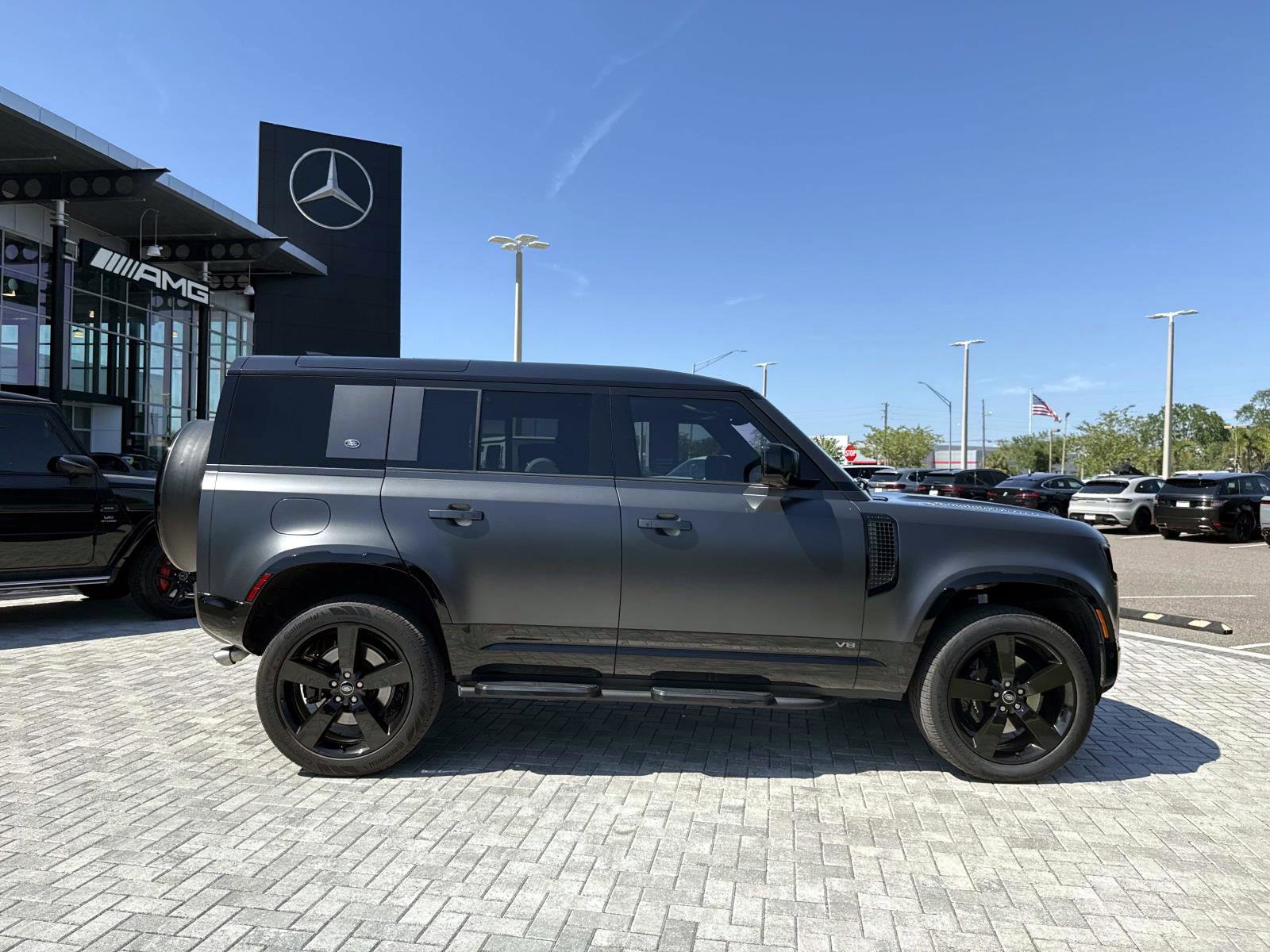 Used 2024 Land Rover Defender 110 Carpathian Edition image 7