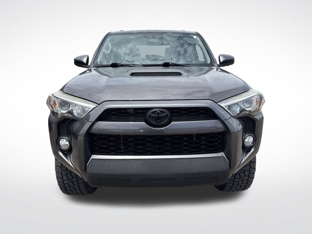 Used 2018 Toyota 4Runner TRD Off-Road AWD/4WD image 8