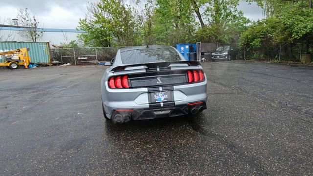 Used 2020 Ford Mustang Shelby GT500 w/ Technology Package RWD image 7